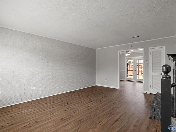 5th image of 107 Crescent Cir