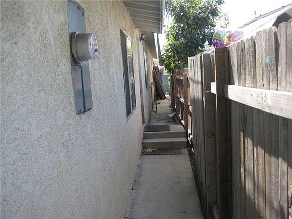 2nd image of 22119 Violeta Ave