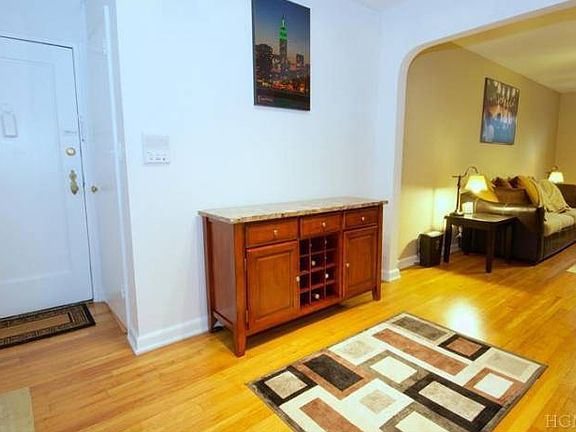 Entry with closet