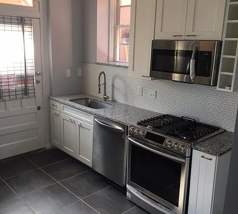 3rd image of 1565 Chase Ave #1