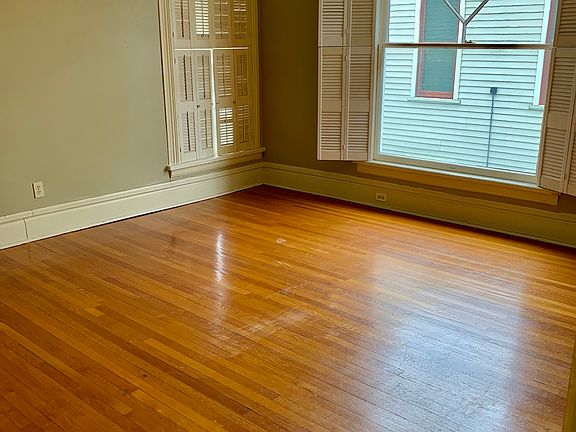 5th image of 923 Cumberland St #919