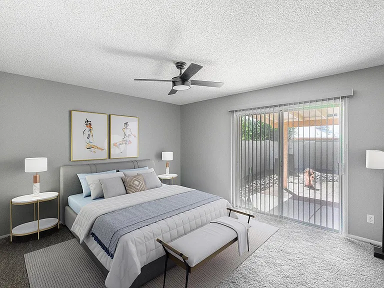 2355 W Voltaire Ave — Photo 9