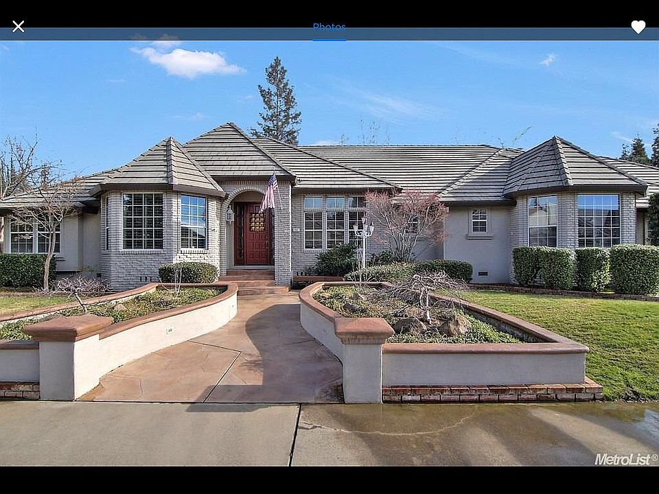 1st image of 252 Cascade Falls Dr