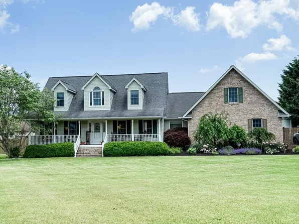 116 Lady Slipper Cir, Beaver, WV 25813
