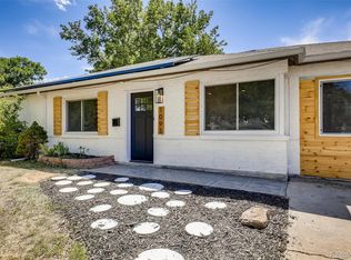 1093 Scranton St, Aurora, CO 80011