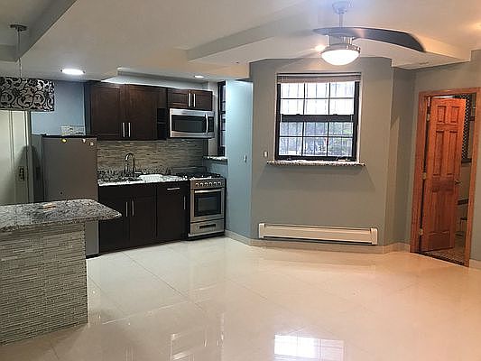 3rd image of 1056 Saint Nicholas Ave #1