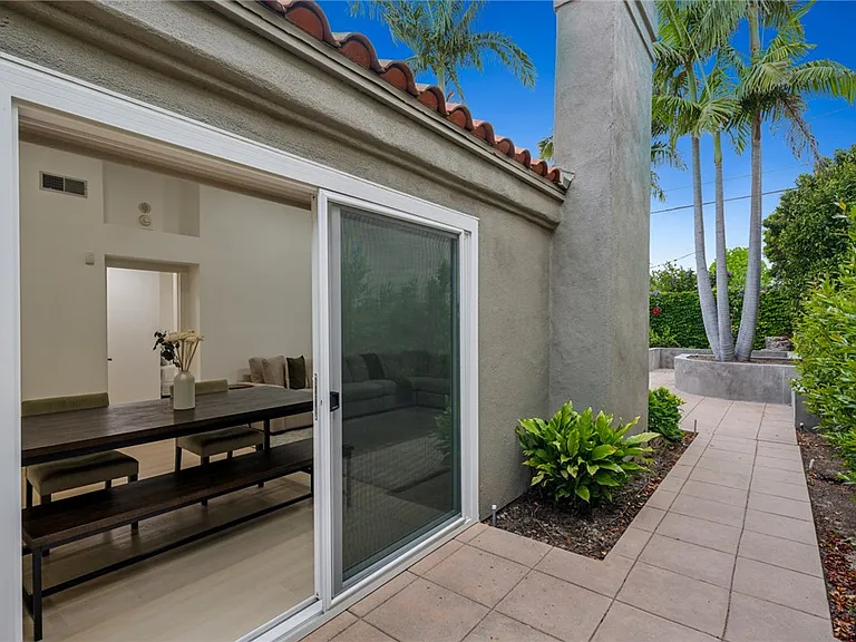 37 Shearwater Pl — Photo 9