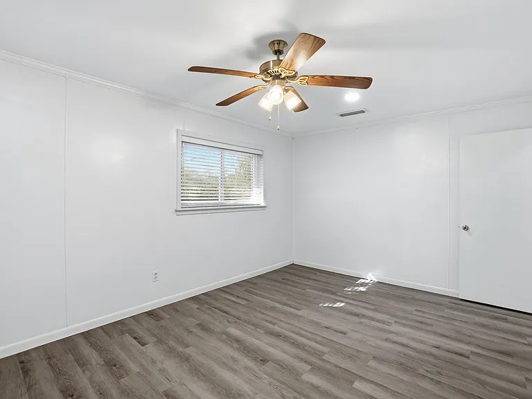 1620 Orchard Dr — Photo 11