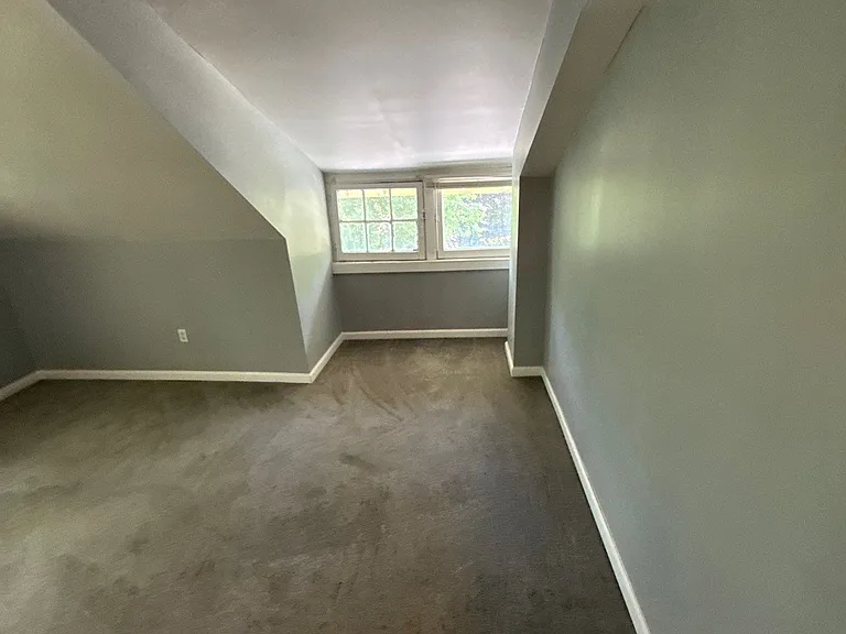 909 Woodruff Place West Dr — Photo 18