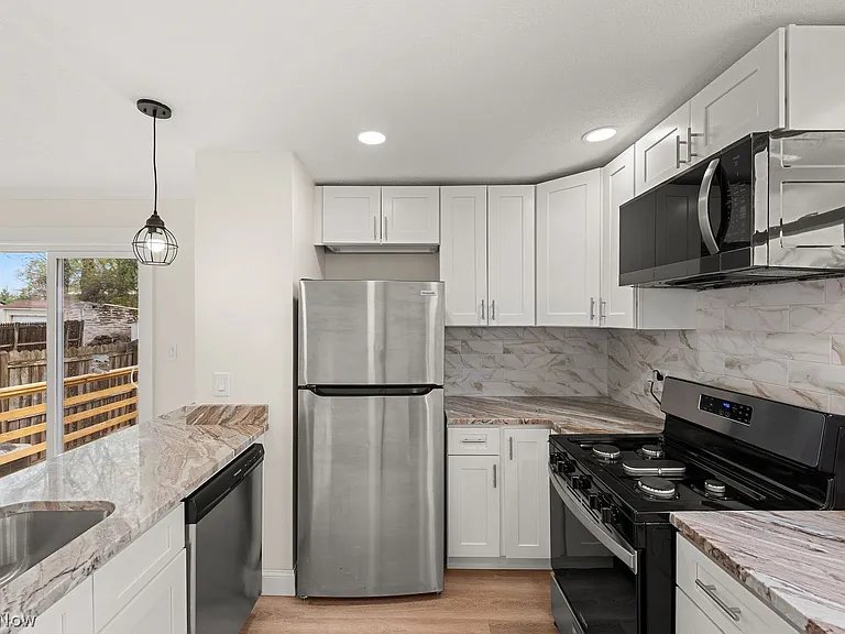 14016 Lakota Ave — Photo 16