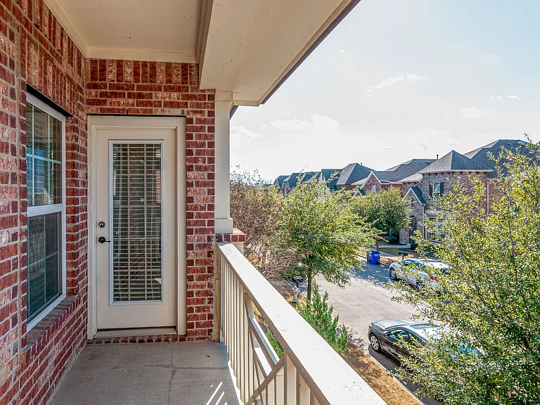 219 Knapford Sta — Photo 27