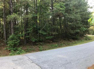 114 Waters Edge Dr, Mc Cormick, SC 29835