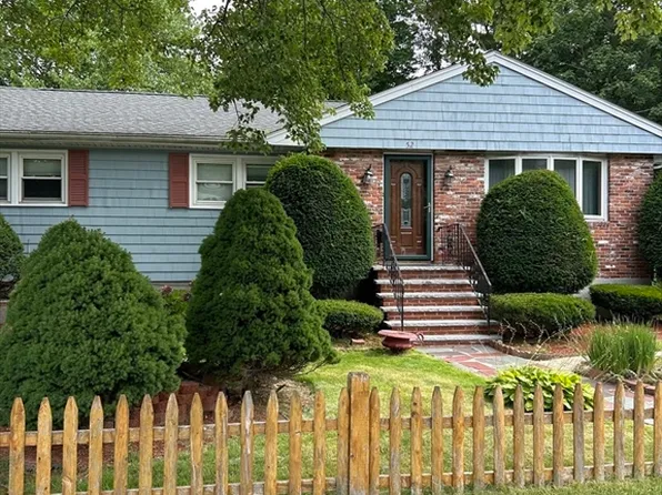52 Fitch Ter, Randolph, MA 02368