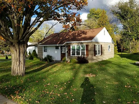 4th image of 140 N Burdick St