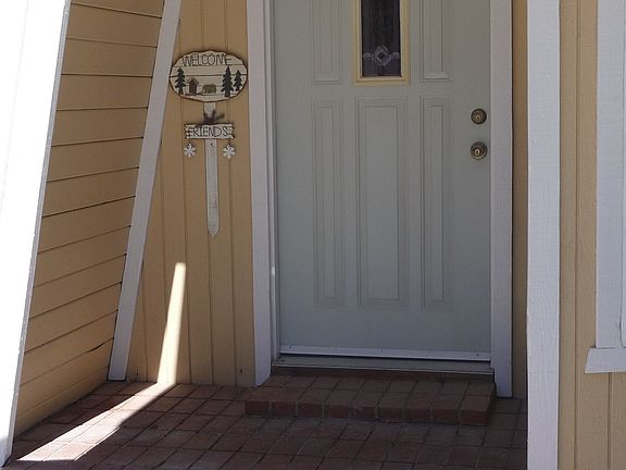 4th image of 225 E Mountain View Blvd