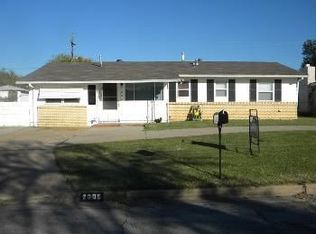 2305 NW Woodridge Dr, Lawton, OK 73507