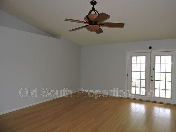 4th image of 10931 Country Ostrich Dr