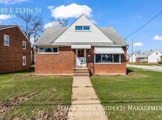 580 E 213th St, Euclid, OH