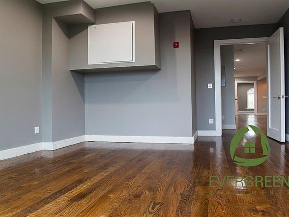 3rd image of 269 Linden St #3