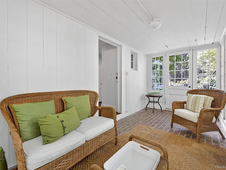 490 Duck Pond Rd — Photo 16