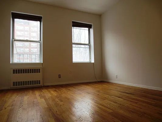 Rented by Waverly Realty Associates | media 1