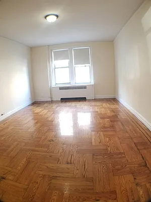 Rented by Roberto Guilbet, LREB | media 28