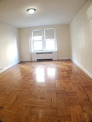 Rented by Roberto Guilbet, LREB