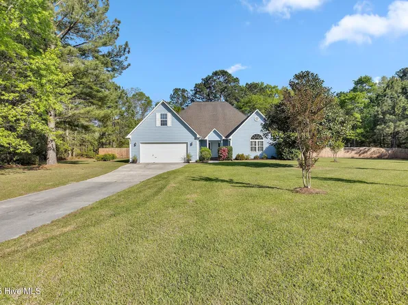 605 Old River Road, Stella, NC 28582
