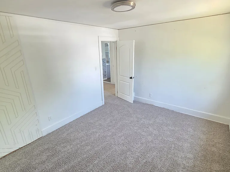 15760 Littlefield St — Photo 17