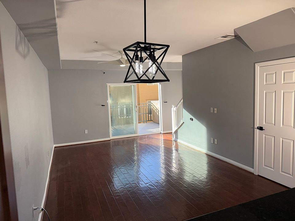 1st image of 2330 1st Ave Unit 119