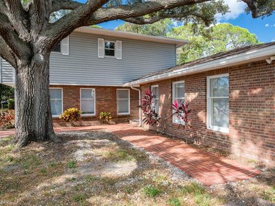 8995 82nd Ave, Seminole, FL, 33777