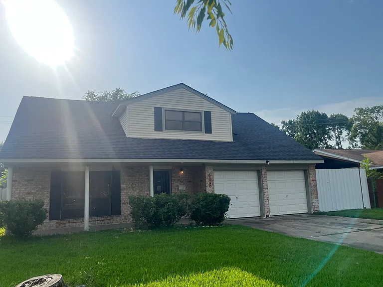 486 Mercury Dr — Photo 2