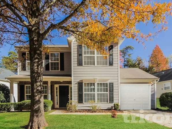 310 Winding Canyon Dr, Charlotte, NC 28214