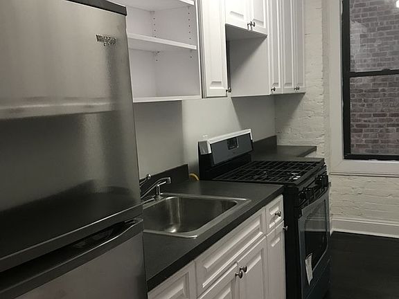2nd image of 4966 Broadway APT 47