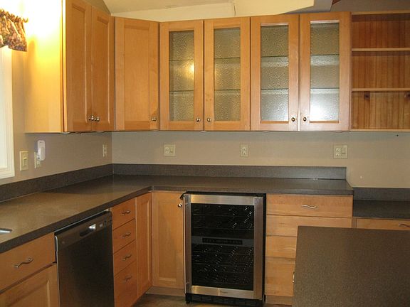 4th image of 47 Lyon Hill Rd