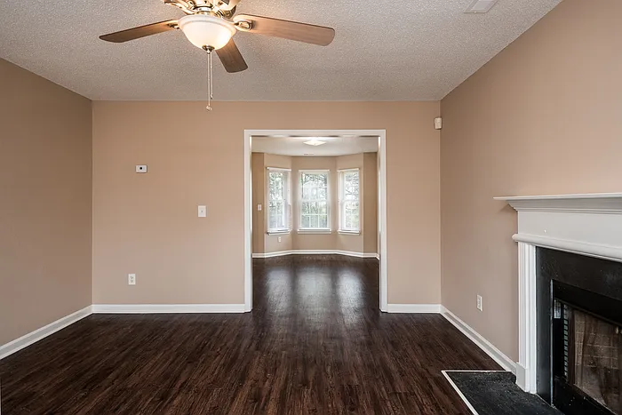 951 Grass Hollow Ct — Photo 29