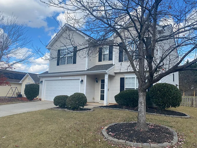 7038 Whittingham Dr — Photo 2