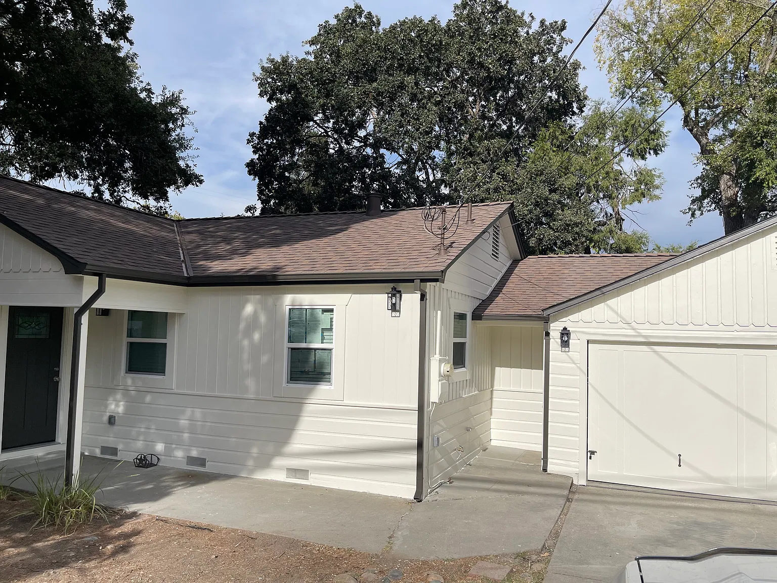 2 bed, 1046 sqft, $4,750 — Photo 1