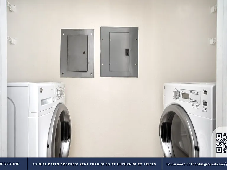 Washer/Dryer in Apartment