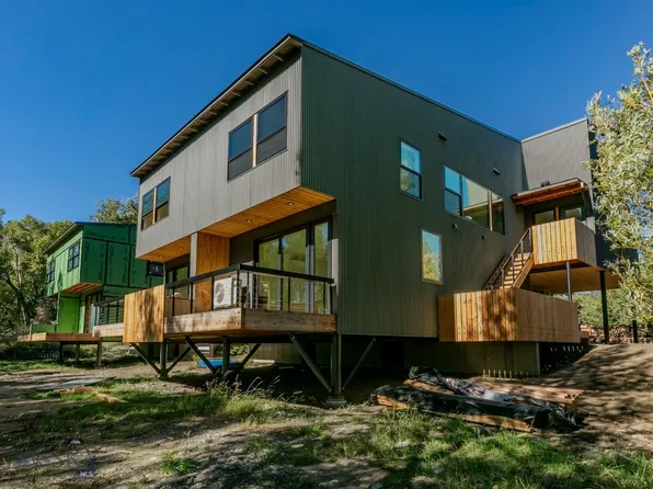 504 S H St #1, Livingston, MT 59047