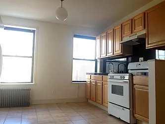 Rented by Bedford Realty USA Corp