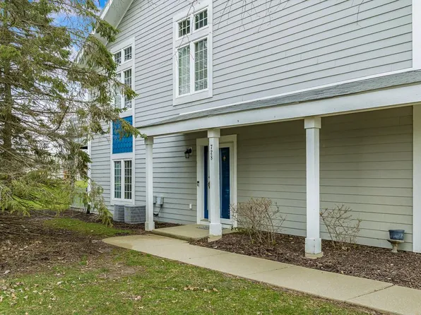 728 Geneva National AVENUE NORTH North #6-13, Lake Geneva, WI 53147