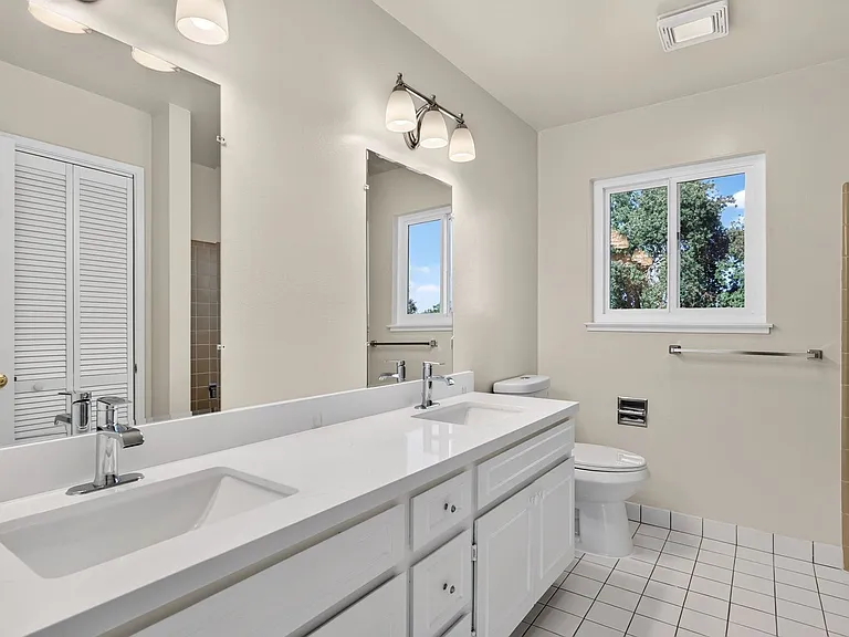 611 Rock Oak Rd — Photo 30