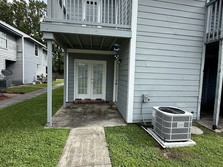 1325 Greendale Ave #38 — Photo 3