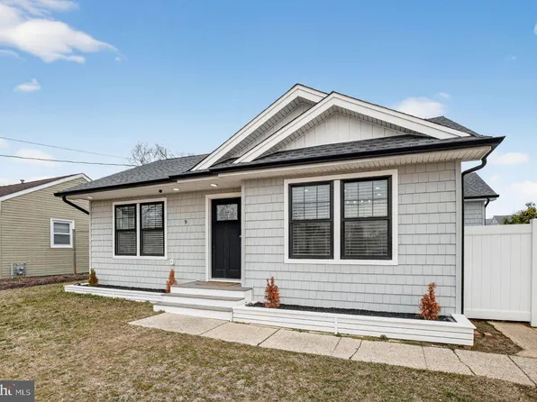 9 Woodbine Ave, Maple Shade, NJ 08052