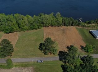 223 Chowan Shores Dr, Colerain, NC 27924