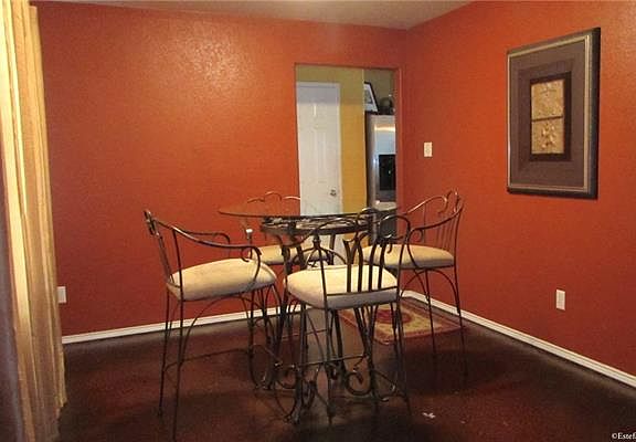 5th image of 204 Rosewood Ct