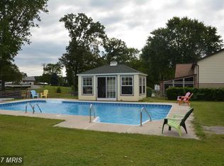 1220 Hillside Rd, Pasadena, MD 21122