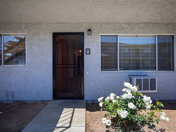 4th image of 1386 Oakdale Ave #B