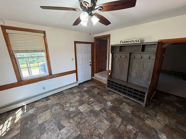 3061 Brownton Rd — Photo 3